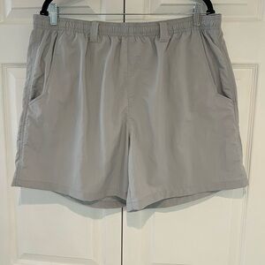 Columbia Men's Light Gray Athletic Shorts